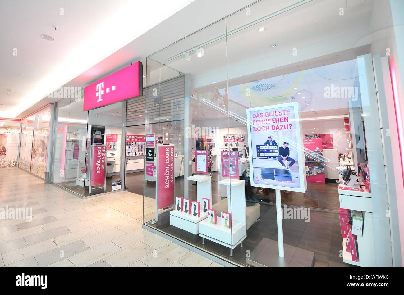 T-Mobile Handy shop in Berlin Deutschland Stockfoto