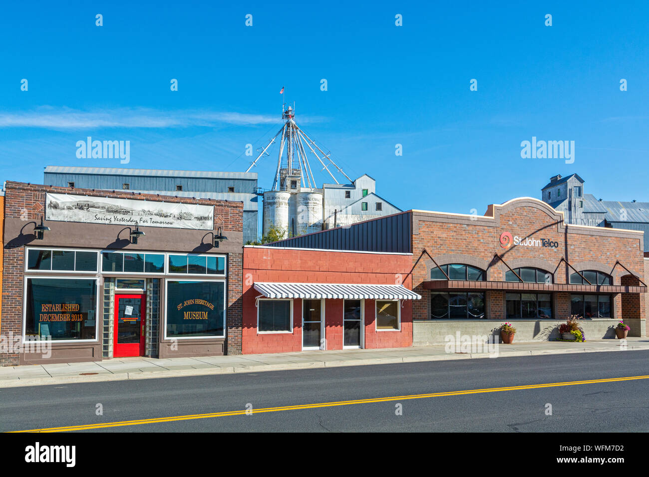 Washington, Palouse Region, St. John, Downtown, Front Street, Heritage Museum, Telco Gebäude, Korn-lagerung-Strukturen Stockfoto