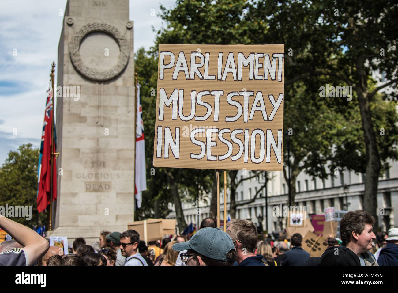 London, Großbritannien. 31. August 2019. Tausende marschierten und blockiert die Londoner Straßen in einem Protest, die Demokratie zu verteidigen und gegen die Vertagung des Parlaments. David Rowe/Alamy Leben Nachrichten. Stockfoto London, Großbritannien. 31. August 2019. Tausende marschierten und blockiert die Londoner Straßen in einem Protest, die Demokratie zu verteidigen und gegen die Vertagung des Parlaments. David Rowe/Alamy Leben Nachrichten. Stockfoto