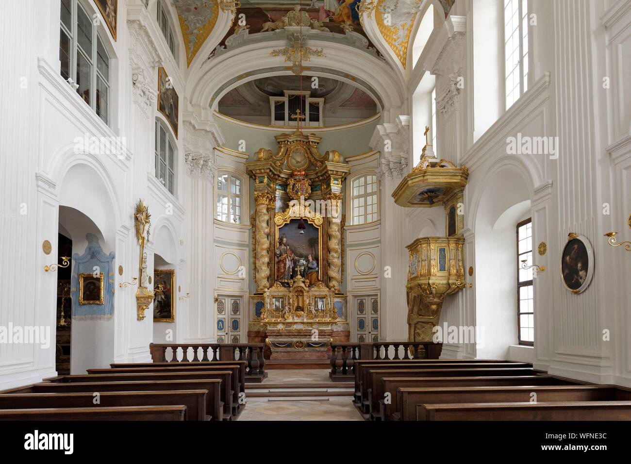 Deutschland, Bayern, München, Schloss Nymphenburg der barocken Stil, der ehemaligen Residenz der Fürsten - Kurfürsten und Könige von Bayern, Schlosskirche (Schloss Kirche) St. Magdalena Stockfoto