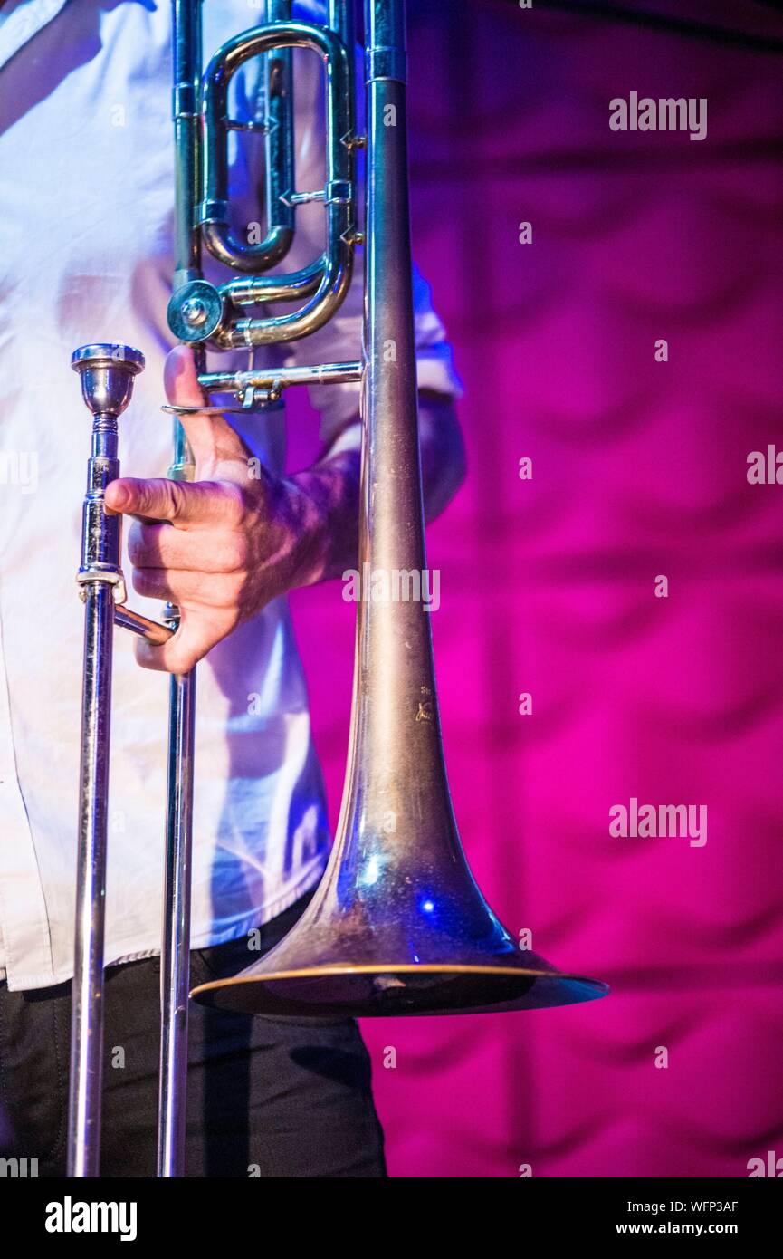Frankreich, Karibik, Kleine Antillen, Guadeloupe, Grande-Terre, Le Gosier, Bar und Bühne für Live-Musik-Abende in Creole Beach Hotel Stockfoto