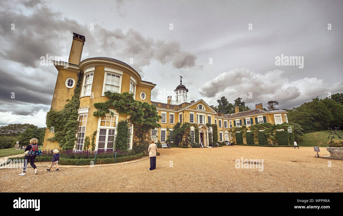 Polesden Lacey ist ein edwardianisches Haus und Immobilien, auf die North Downs am Great Bookham, in der Nähe von Dorking, England eine wird vom National Trust. Stockfoto