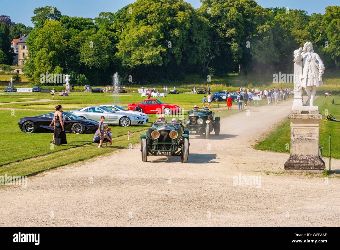 Frankreich, Oise, Chantilly, Chateau de Chantilly, 5. Ausgabe von Chantilly Kunst & Eleganz Richard Mille, ein Tag, die Vintage und Sammlungen Autos gewidmet Stockfoto