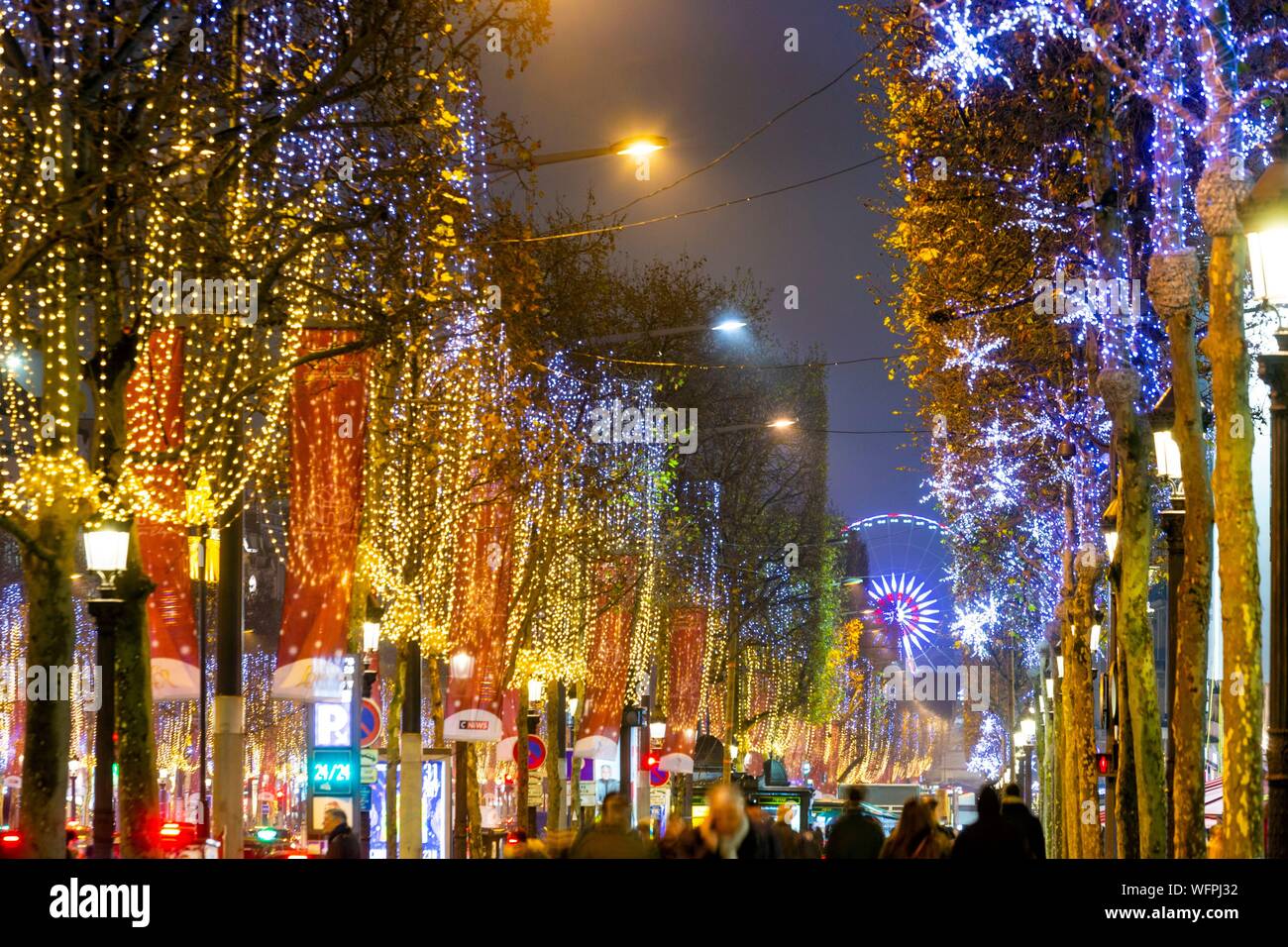 Frankreich, Paris, Champs Elysees zu Weihnachten Stockfoto