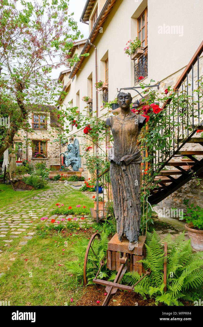 Frankreich, Seine-et-Marne, Barbizon, regionalen Naturpark von Gâtinais, Skulptur Trionfo de la Memoria von Ugo Riva in der Besharat garten Museum Stockfoto