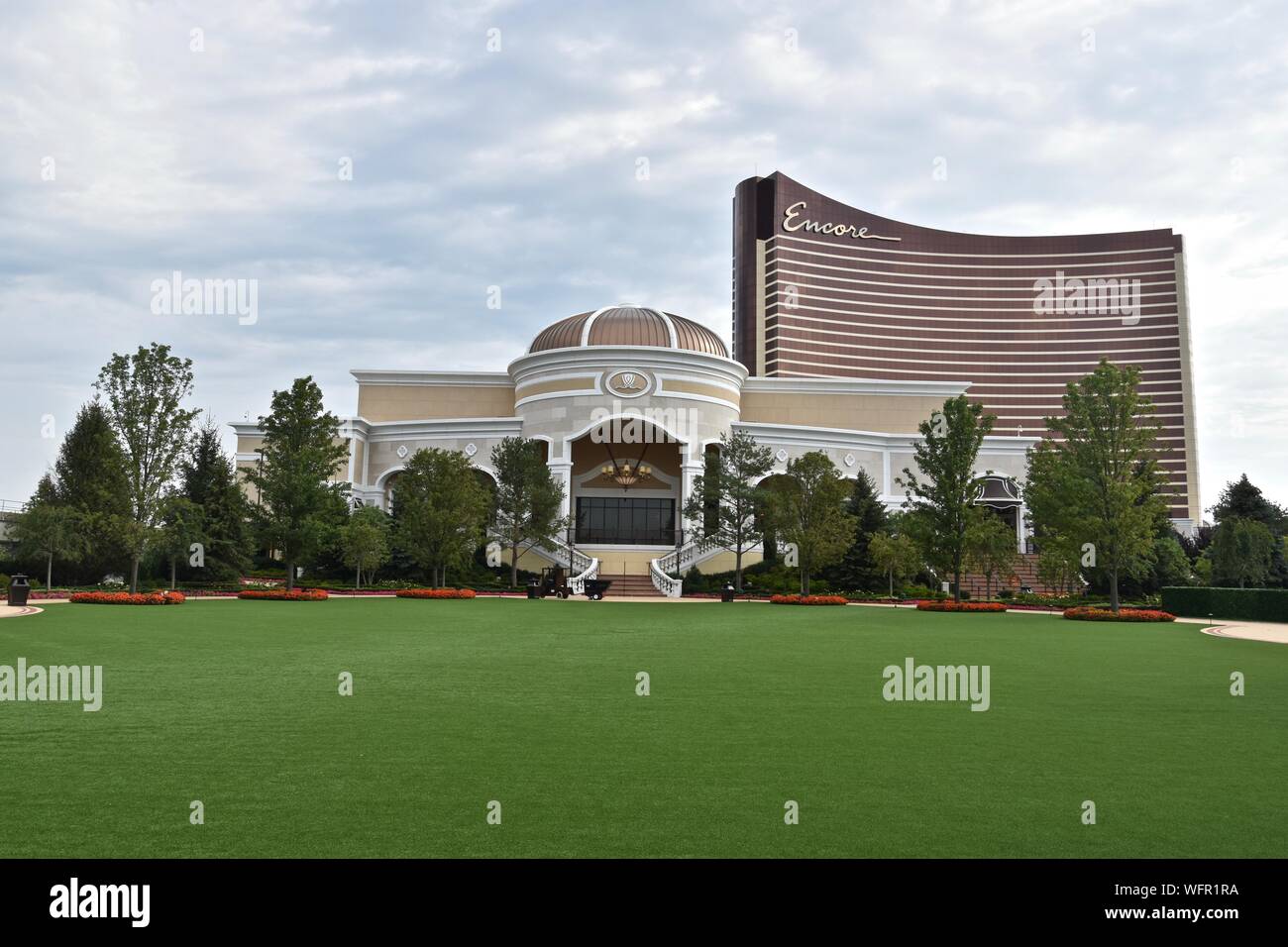 Das Encore Boston Harbour Casino im Besitz von Wynn Resorts in Everett, Massachusetts am Ufer des Mystic River an der Boston North Shore Stockfoto