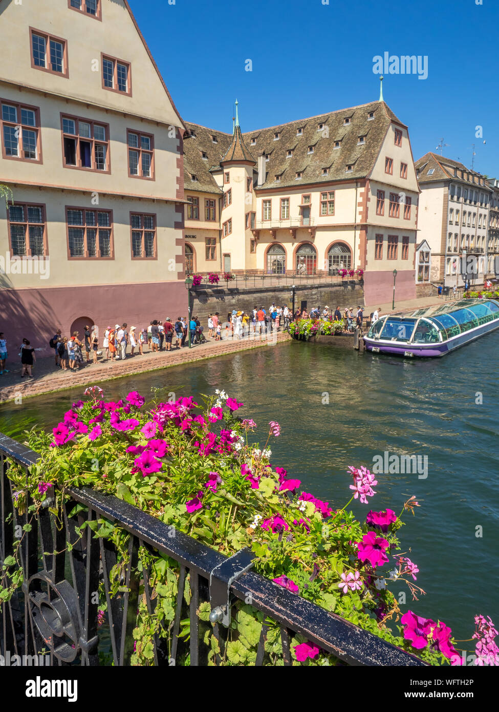 Straßburg, Frankreich - Juli 26, 2018: Das historische Museum von Straßburg auf der Ill. Straßburg ist die Hauptstadt und größte Stadt des Grand Est Stockfoto