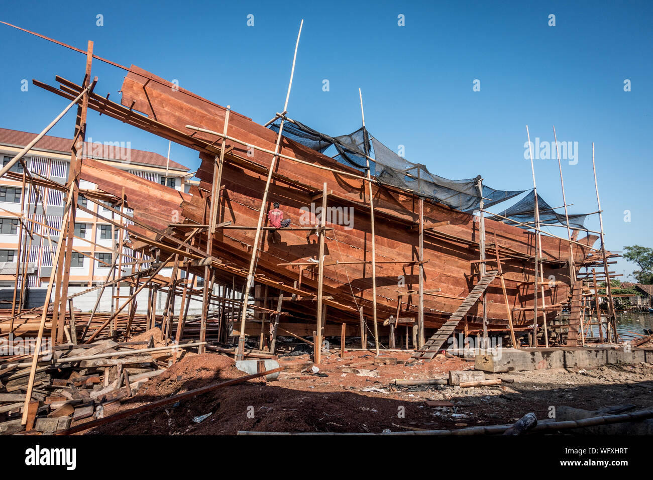 Holz- Schiff Frames bei Werft gegen klaren Himmel Stockfoto