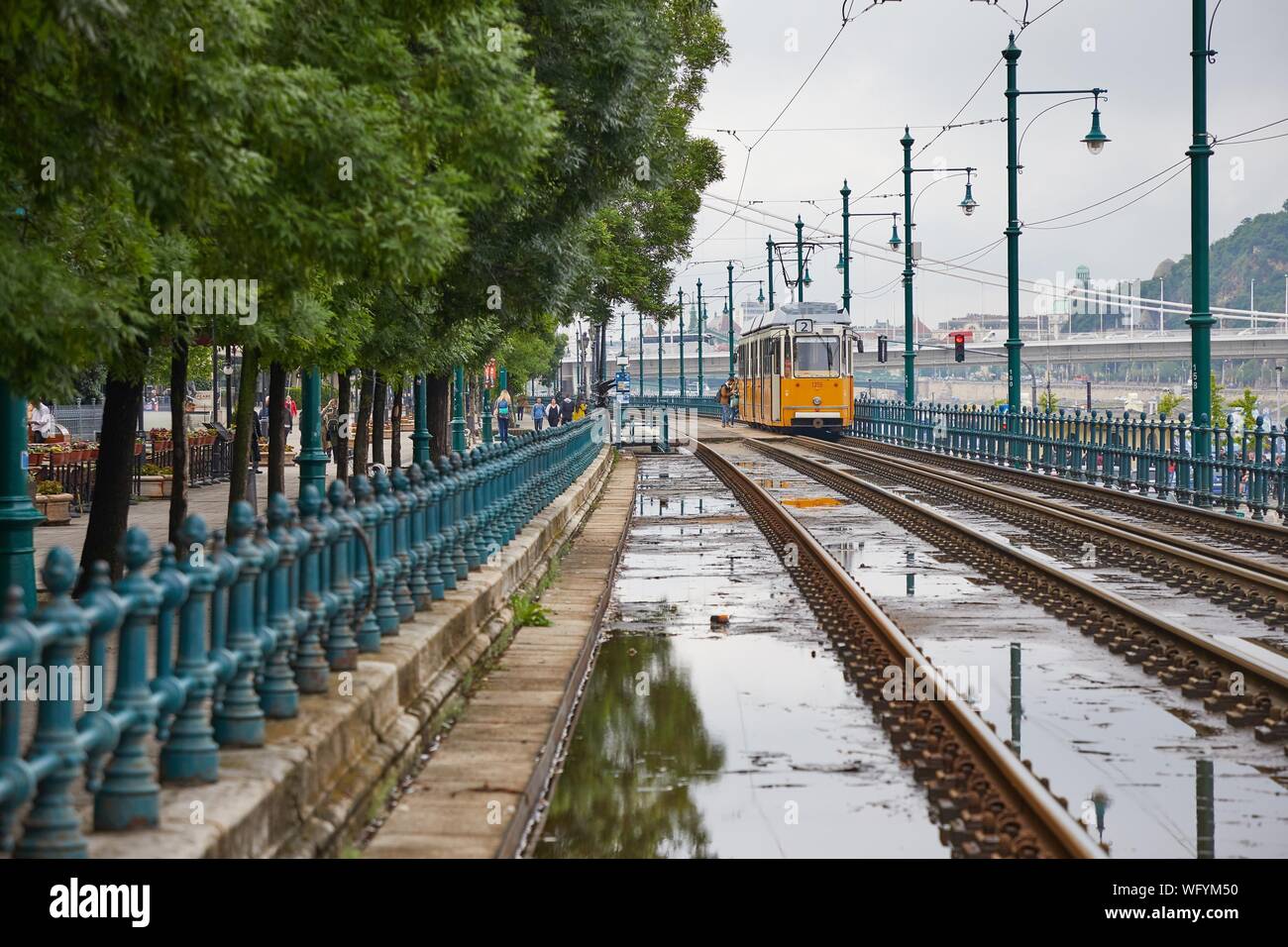 Straßenbahn Linie 2 in Budapest. Stockfoto