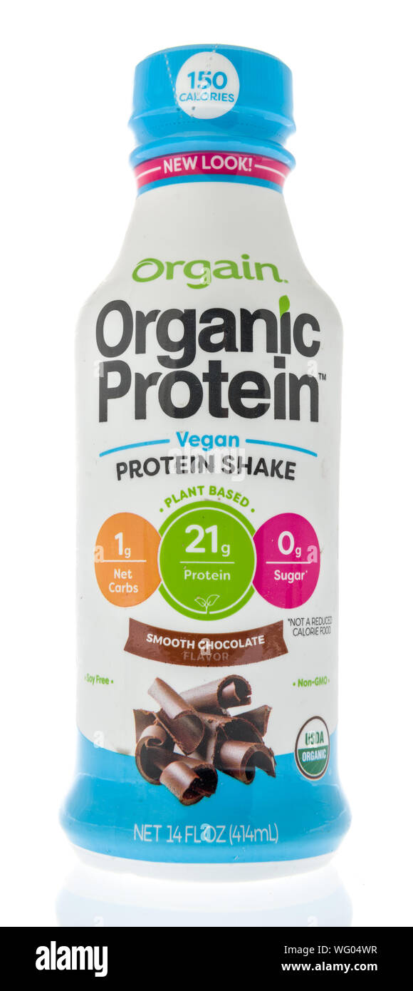 Winneconne, WI - 14. August 2019: eine Flasche Orgain organisches Protein Vegan Protein Shake auf Basis pflanzlicher Drink auf einer isolierten Hintergrund Stockfoto