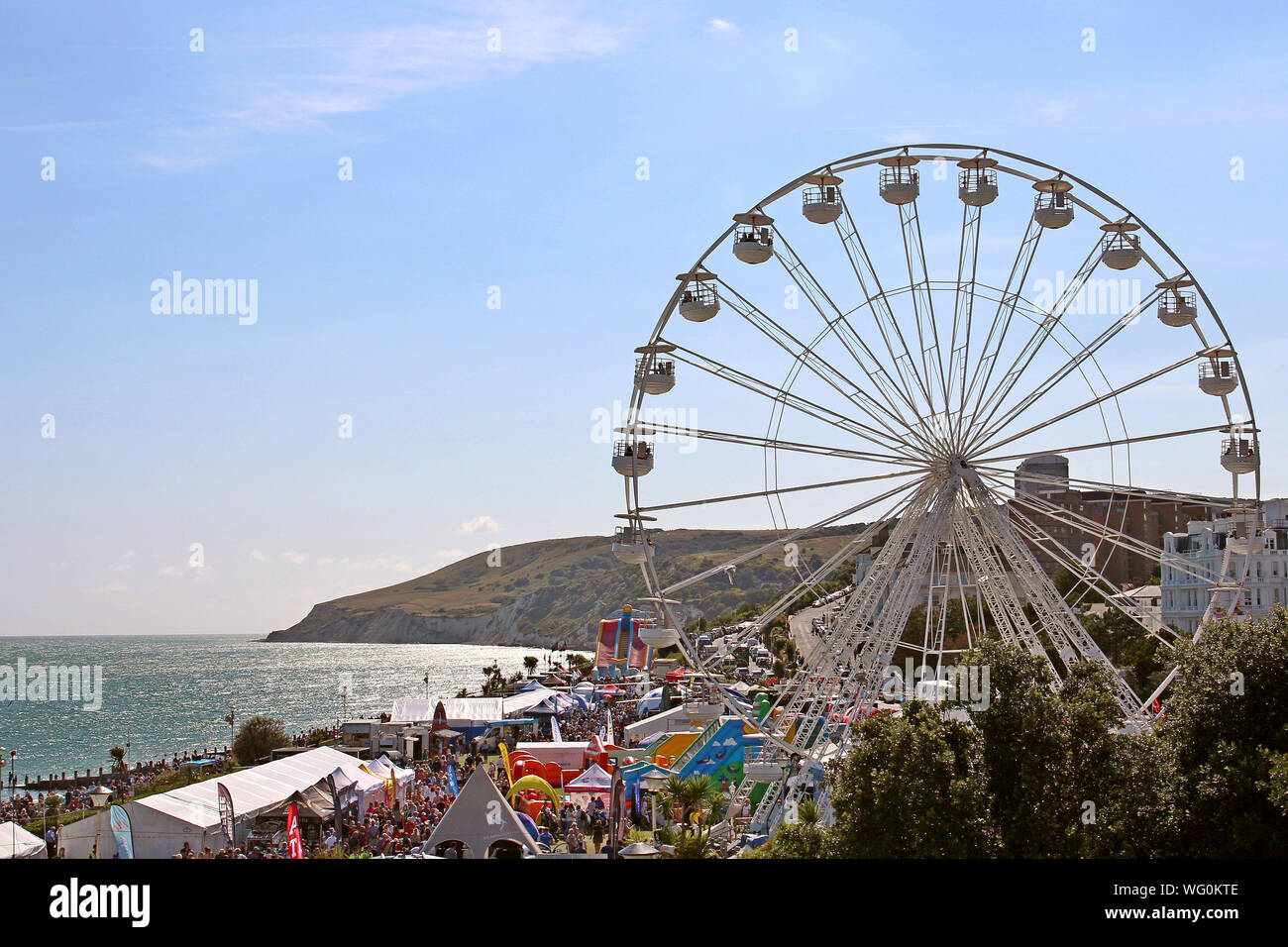 Airbourne (Eastbourne International Airshow) 2018. Das Riesenrad ist eine neue Attraktion an der Airshow. Sehen die Flugzeuge vom Rad ist ganz neu. Stockfoto