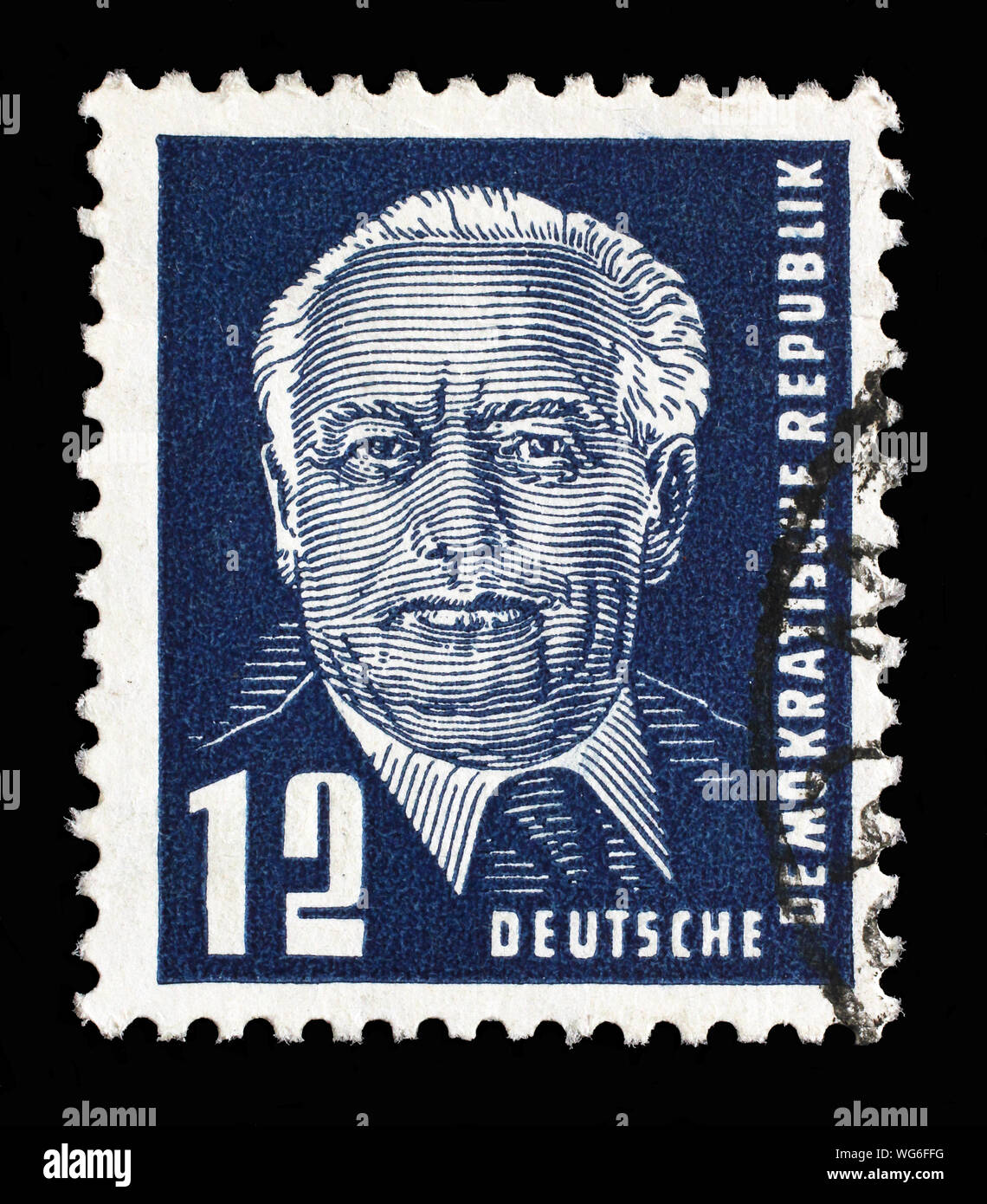 Stempel ausgestellt in Deutschland - Demokratische Republik (DDR) zeigt Staatspräsidenten Wilhelm Pieck, circa 1950. Stockfoto