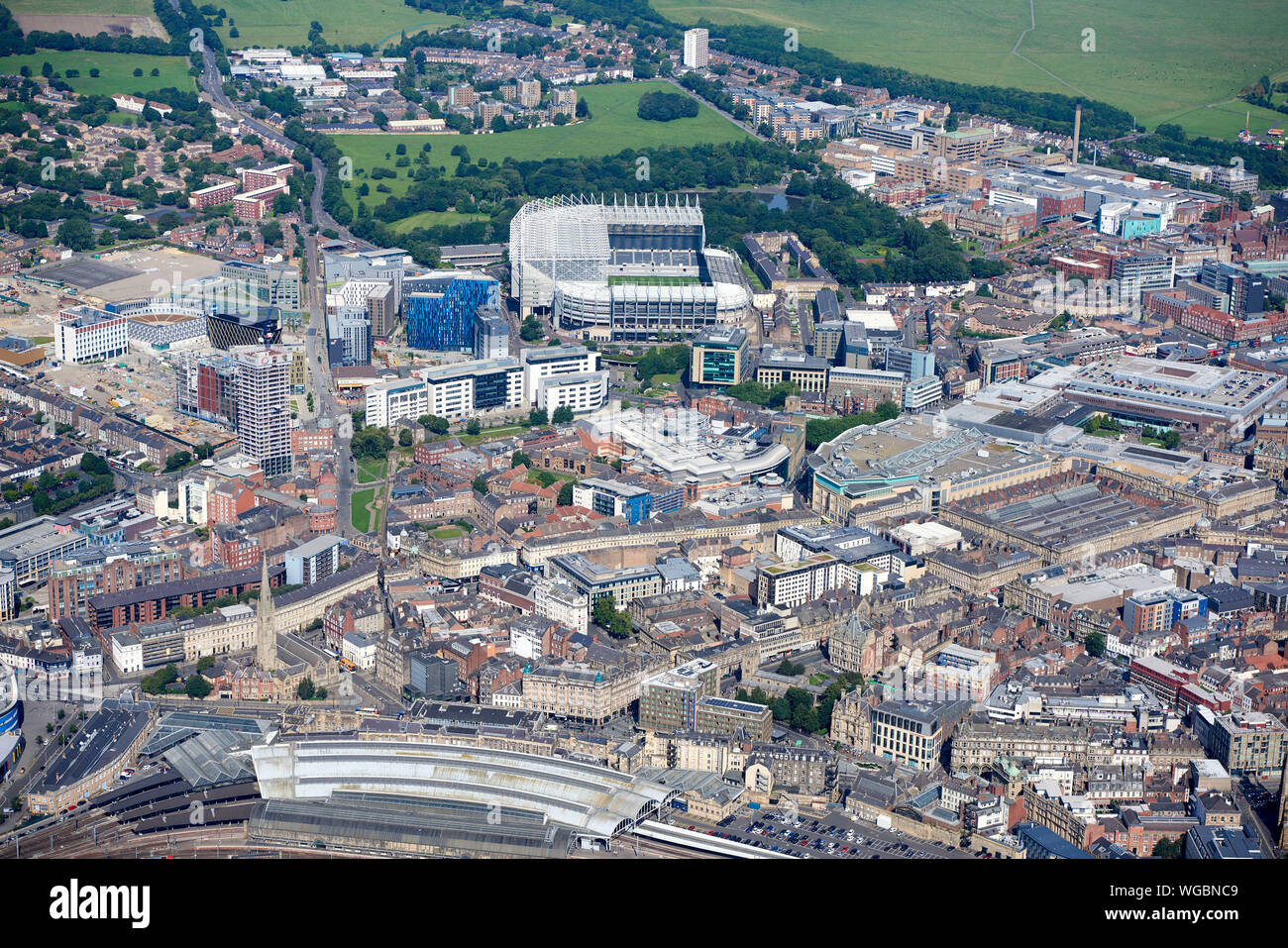 Ein Luftbild von Newcastle upon Tyne, Stadtzentrum, North East England, UK mit St. James Park, der Heimat des Newcastle United Stockfoto