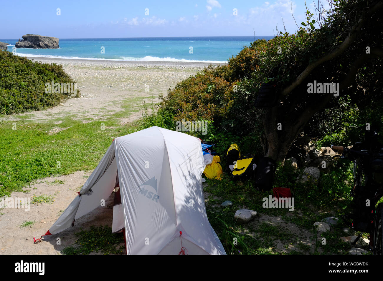Wildes Campen am Strand von Sougia, Kreta, Griechenland Stockfotografie -  Alamy