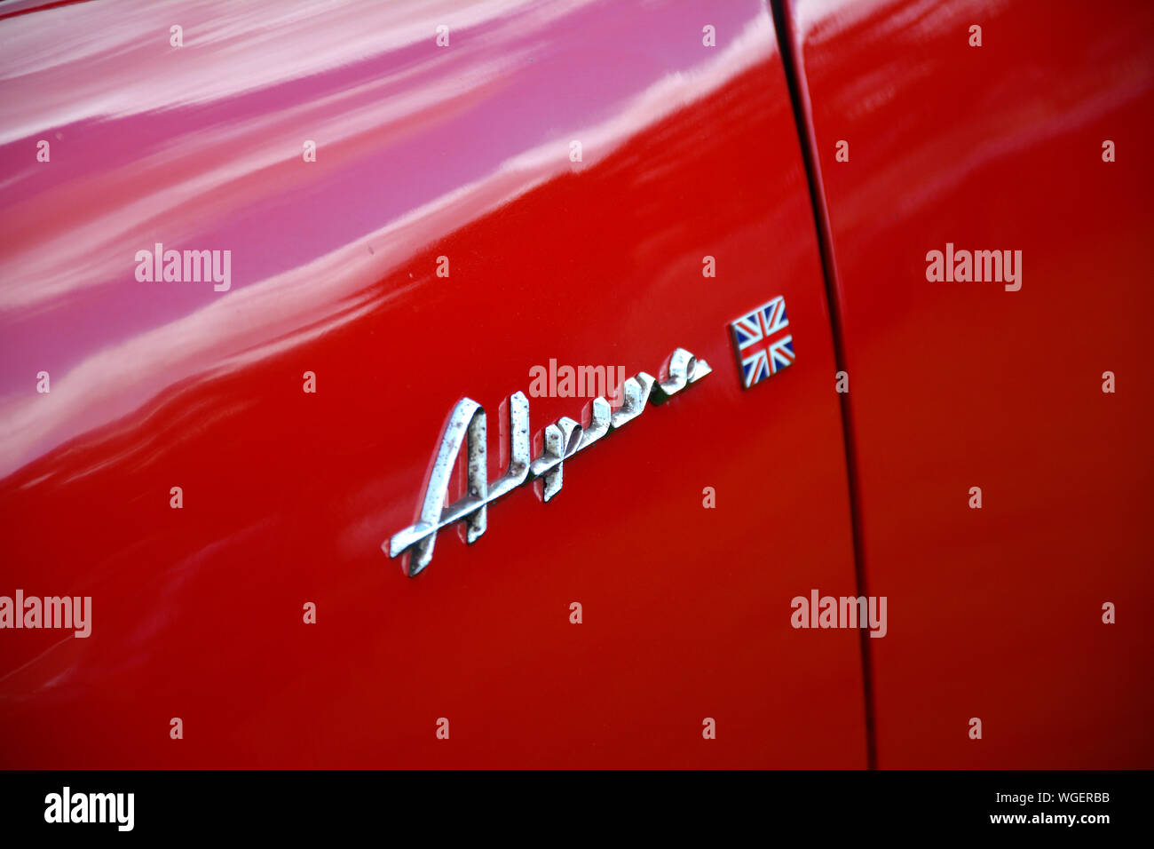 Nahaufnahme Detail einer Sunbeam Alpine bei einem Oldtimertreffen Stockfoto