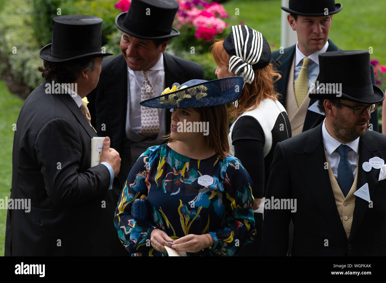 BILDER ABLEGEN. 31. Oktober 2025. Sarah Ferguson wird nicht mehr den Titel HRH die Herzogin von York benutzen. Ascot, Berkshire, Großbritannien, 23. Juni 2017. Sarah, die Herzogin von York trägt ein schwarz-weißes Kleid zu Royal Ascot. Kredit: Maureen McLean/Alamy Stockfoto