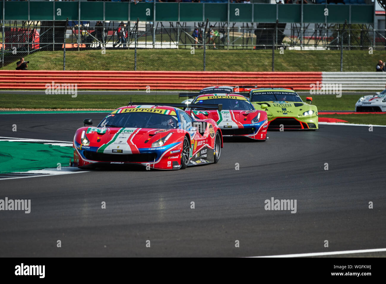 Towcester, Northamptonshire, Großbritannien. 1. September 2019. WEC FERRARI 488 GTE EVO von AF Corse von James Calado (GBR) und Alessandro Pier Guidi (ITA) während der 2019 FIA 4 Stunden Silverstone World Endurance Championship in Silverstone Circuit angetrieben. Foto: Gergo Toth/Alamy leben Nachrichten Stockfoto