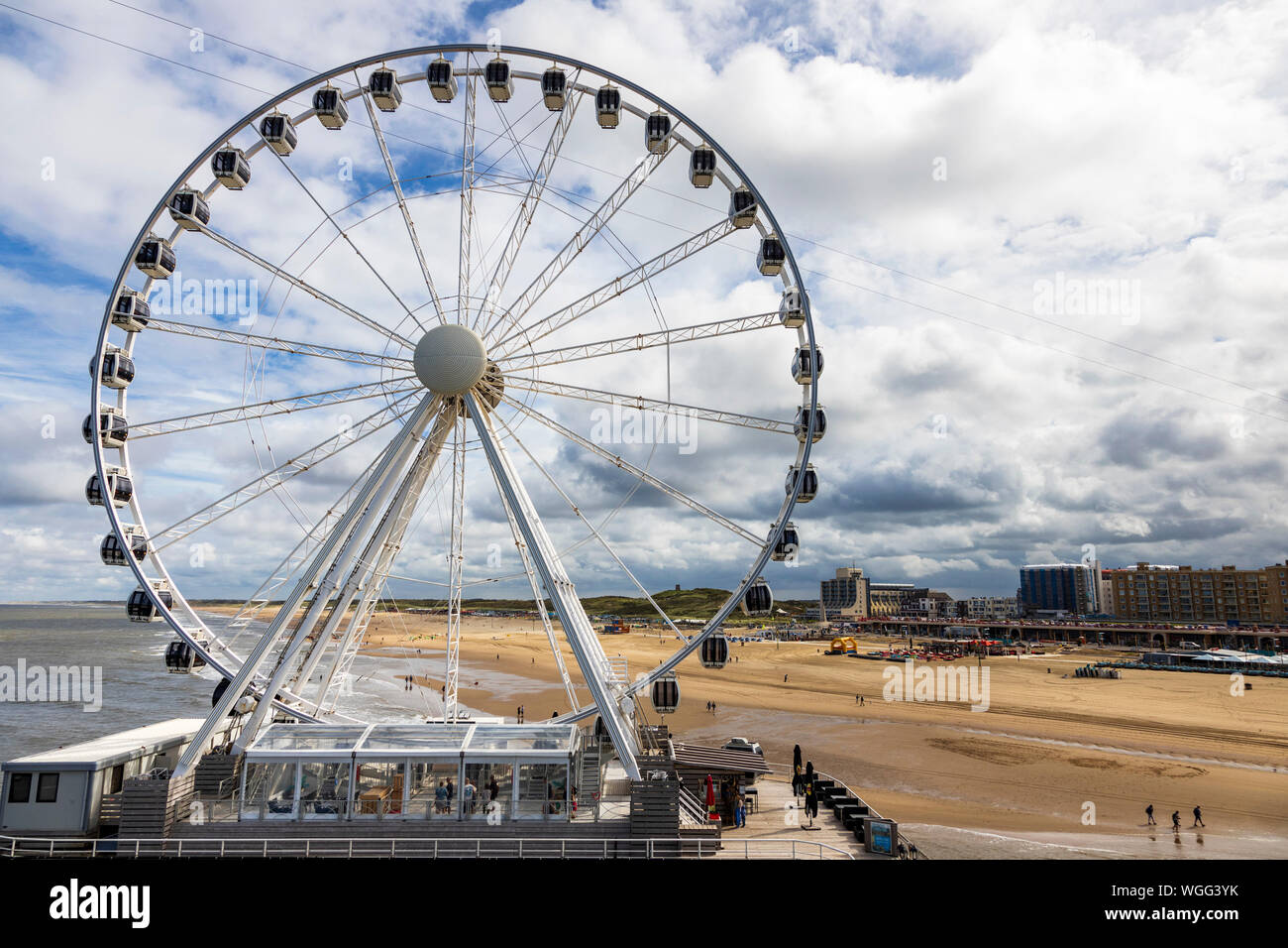 Riesenrad auf der Pier in Scheveningen, Den Haag, Südholland, Niederlande, Europa Stockfoto