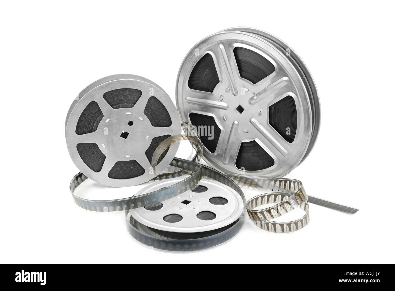 Alte film in Metall Rollen auf weißem Hintergrund Stockfoto