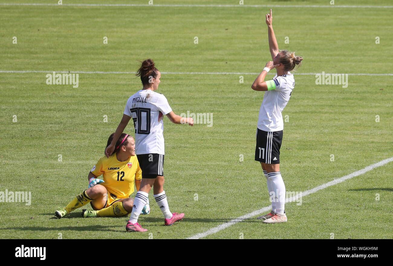 Kassel, Deutschland. 31 Aug, 2019. firo: 2019/2020 31.08.2019 Fußball, Frauen, Damen. Em-Qualifikation, Nationalmannschaft Deutschland - Montenegro 10:0 Jubel, Alexandra Popp | Verwendung der weltweiten Kredit: dpa/Alamy leben Nachrichten Stockfoto