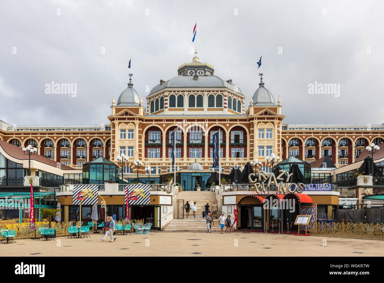 Kurhaus Hotel und Restaurants an der Promenade von Scheveningen, Den Haag, Südholland, Niederlande, Europa Stockfoto