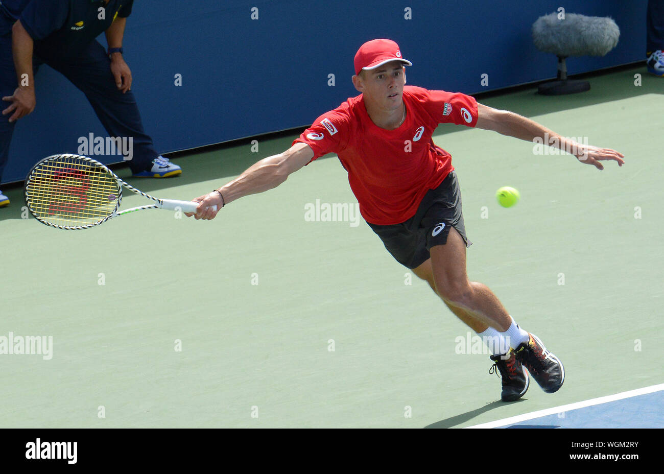 New York, USA. 01 Sep, 2019. New York Flushing Meadows US Open 2019 01/09/19 Tag 7 Alex De Minaur (AUS) in der vierten Runde Foto Anne Parker International Sport Fotos Ltd/Alamy leben Nachrichten Stockfoto