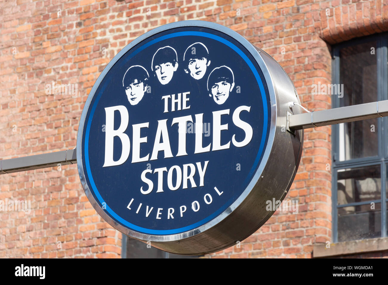 Die Beatles Story Eingangsschild, Britannia Gewölbe, dem Albert Dock, Liverpool, Merseyside, England, Vereinigtes Königreich Stockfoto