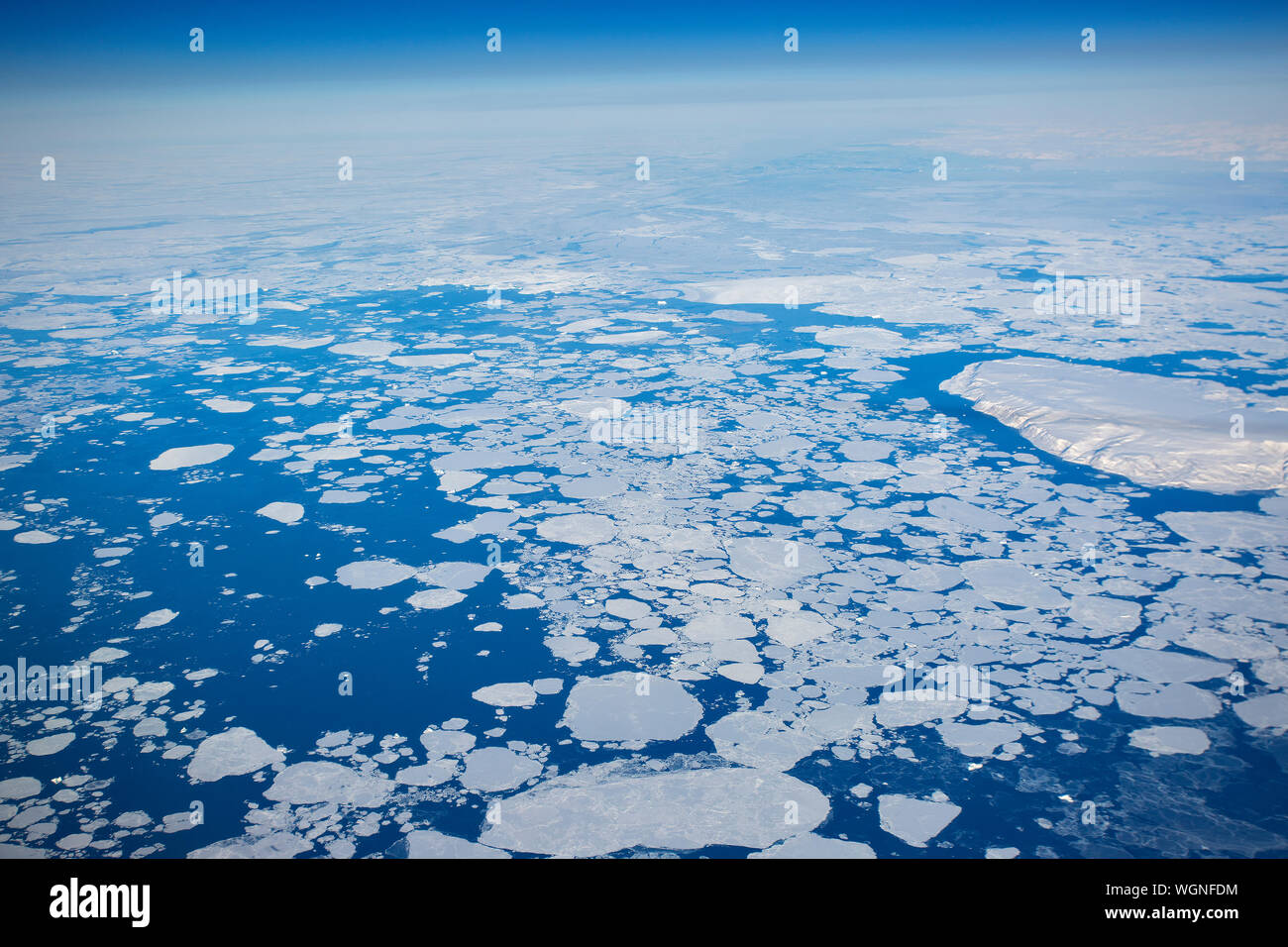 Eis brechen im Nordatlantik Stockfoto