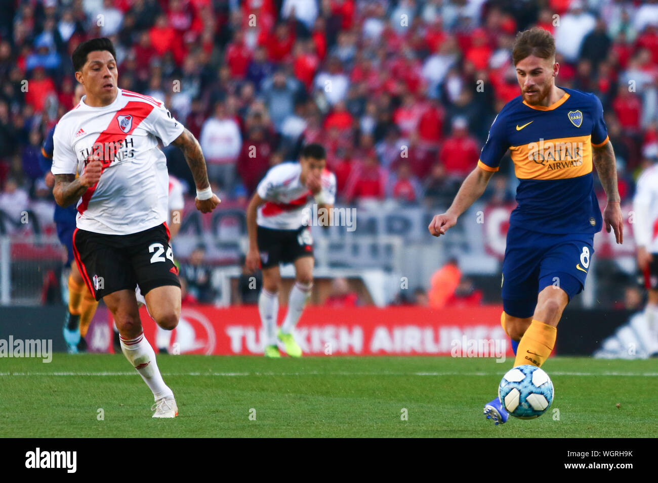 Buenos Aires 01 09 2019 Alexis Mac Allister Wahrend Des Derby Zwischen River Plate Und Boca Juniors Fur Match Der Superliga Argentinien Auf Monumentale Sta Stockfotografie Alamy