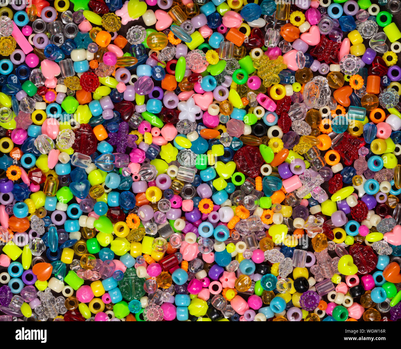 Eine Sammlung von hellen und bunten Kinder perlen Textur Hintergrund. Stockfoto