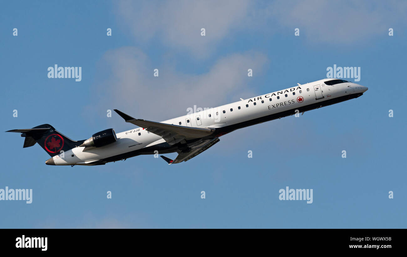 Regionales Flugzeug Stockfotos und -bilder Kaufen - Alamy