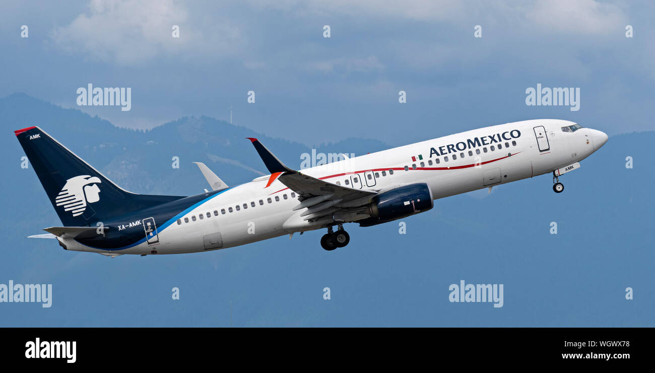 Aeromexico Flugzeug Boeing 737-800 Jet Airliner take-off Airborne airline Lackierung Flugzeug Flugzeug fliegen Stockfoto