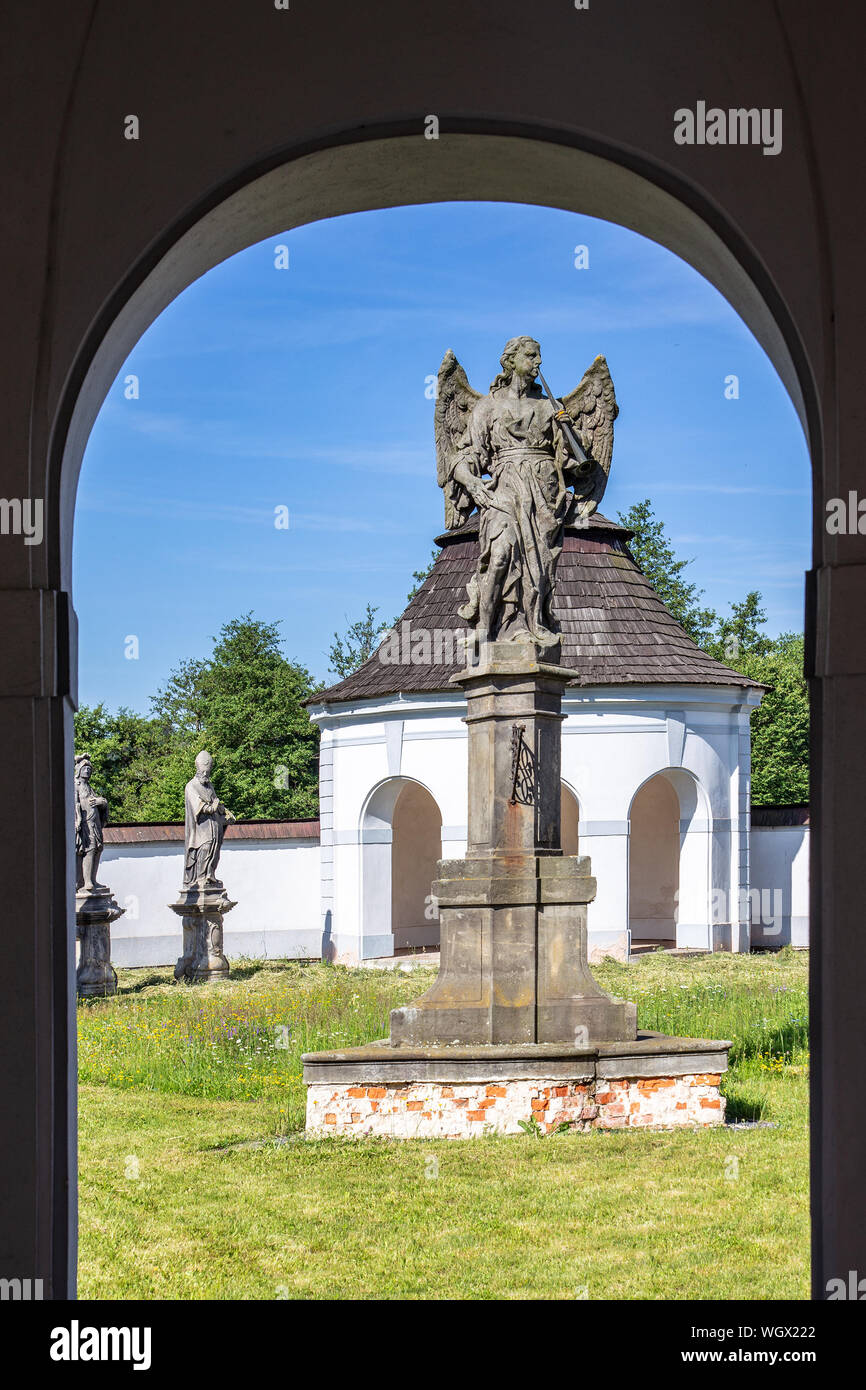unterer-friedhof-fotos-und-bildmaterial-in-hoher-aufl-sung-seite-2