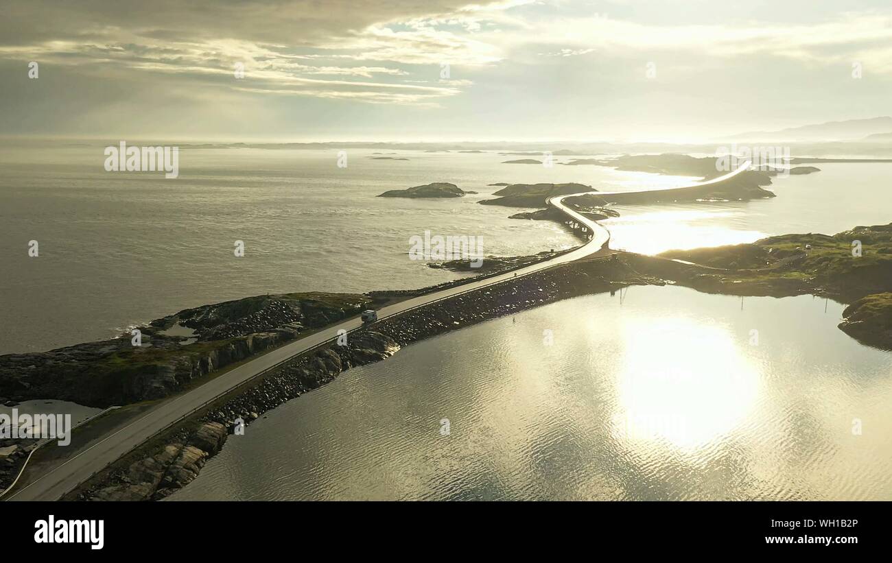 Luftaufnahmen des Atlantik Straße in Norwegen Stockfoto