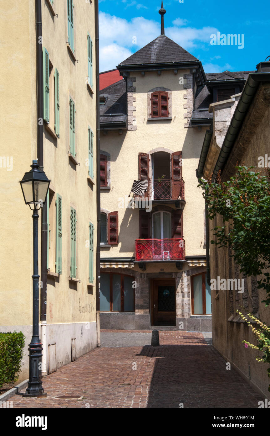 Die engen Gassen der mittelalterlichen Altstadt von Sion (Sitten), Wallis (Wallis), Schweiz Stockfoto