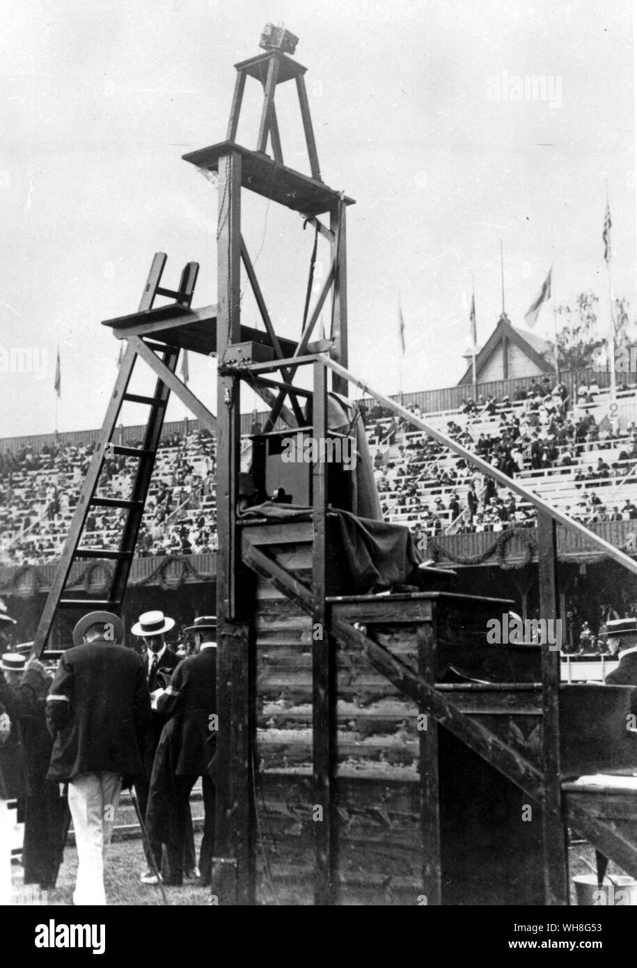 Das erste Foto finish Ausrüstung bei den Olympischen Spielen in Stockholm 1912 verwendet werden. Die Olympischen Spiele auf Seite 81. Stockfoto