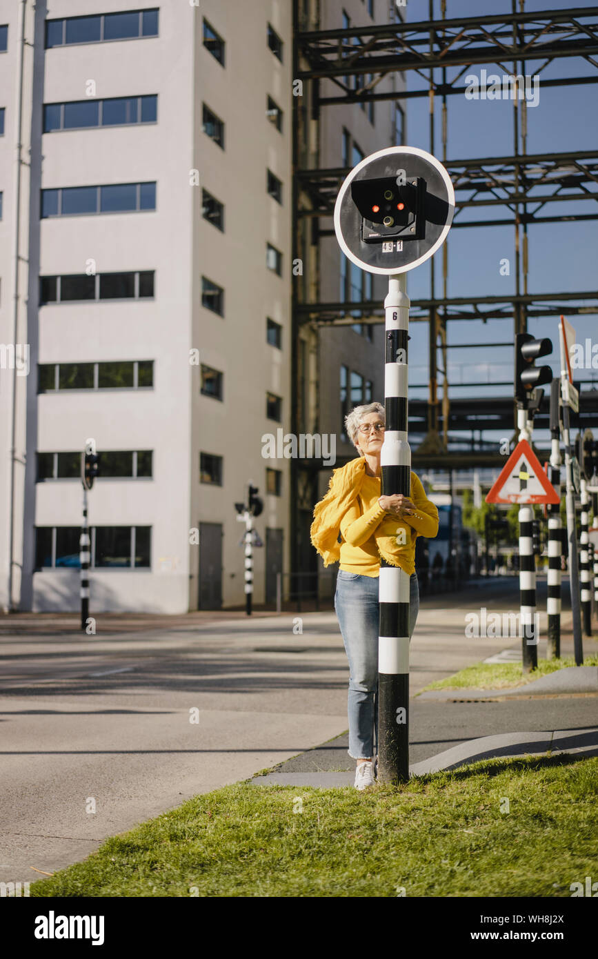 Reife frauen, die männer suchen