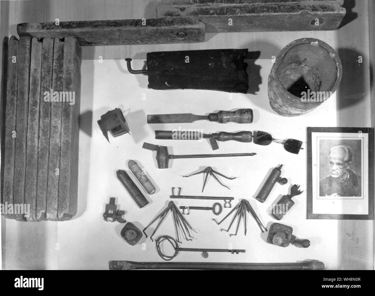 Charles Frieden 1832-79 die Tools, einschließlich eine faltbare Leiter und einem falschen Arm durch den Dieb und Mörder verwendet Stockfoto