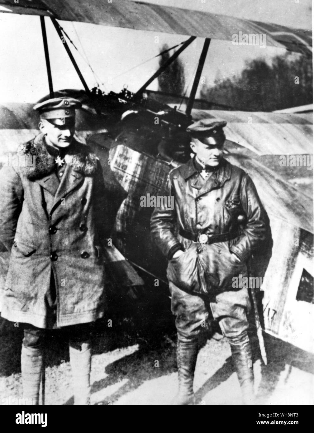 Der deutsche Baron Manfred von Richthofen "der rote Baron" genannt, weil er flog eine scharlachrote Fokker Dreidecker Stockfoto