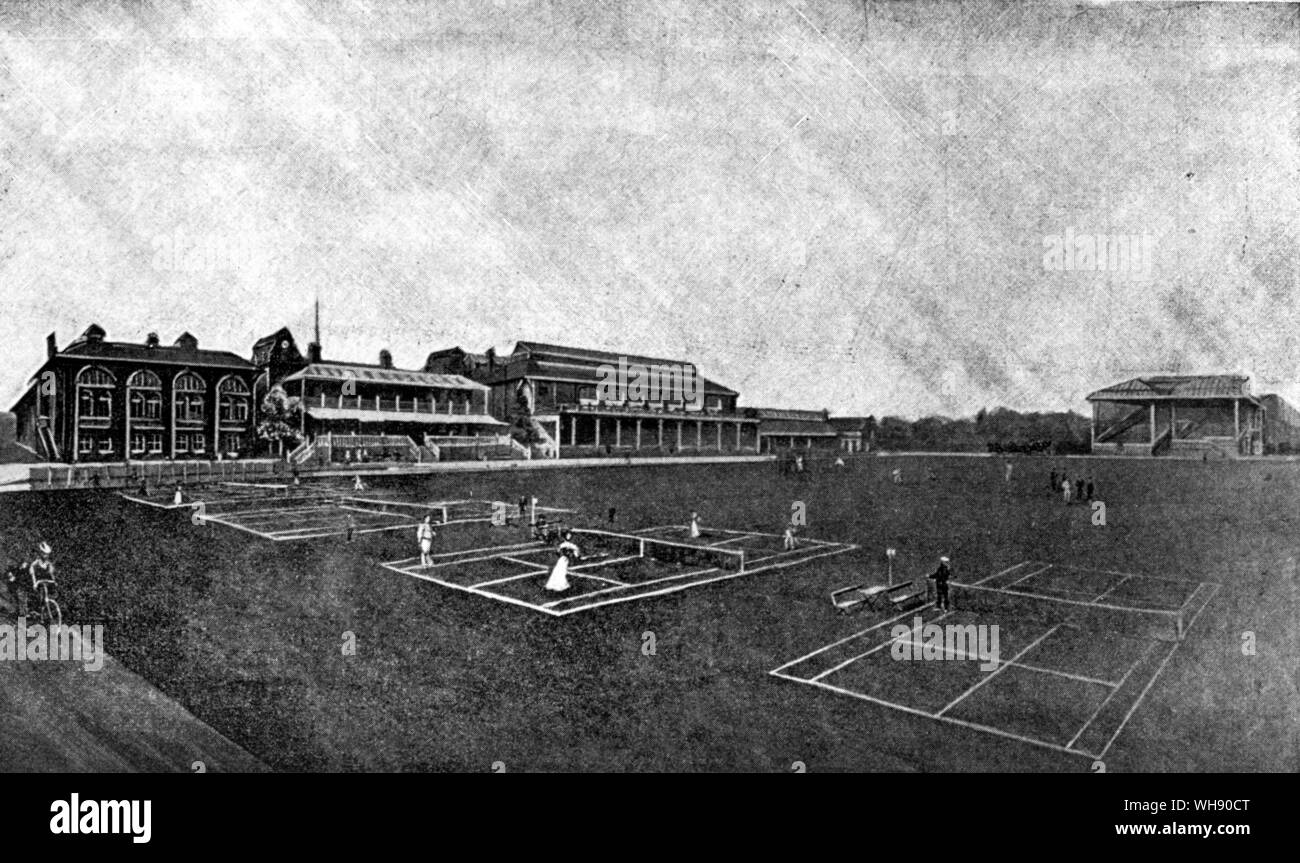 Die Queen's Club (1897). Beachten Sie die Dame mit dem Fahrrad auf der Schiene. Stockfoto