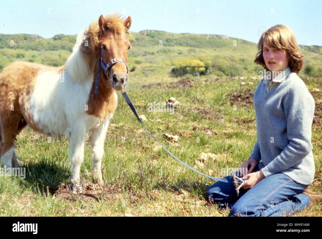 Lady Diana Spencer mit einem Pony Stockfoto