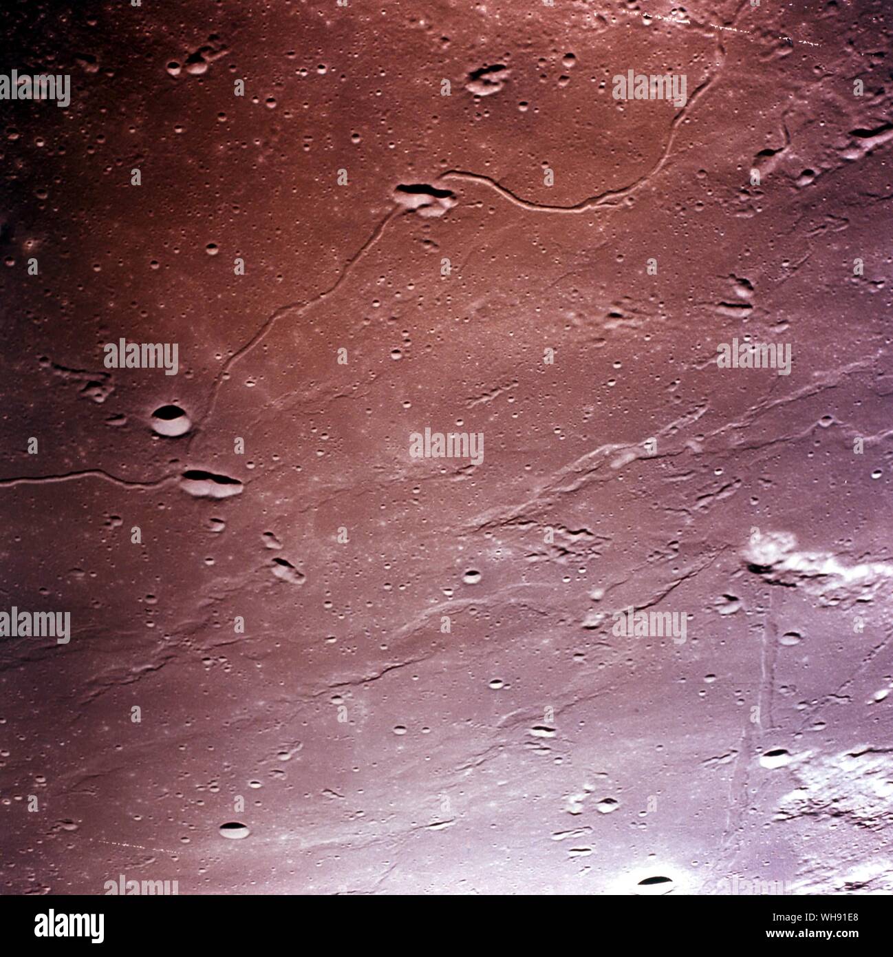 Platz - der Mond. Krater, Tsidkovsky. Stockfoto