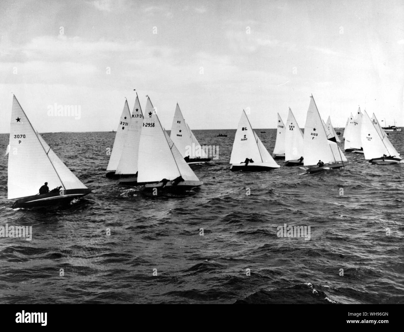 Finnland, Helsinki/Olympics, 1952: Yachting Konkurrenz an Harmaja - der Start des Rennens der Star-Klasse.. Stockfoto