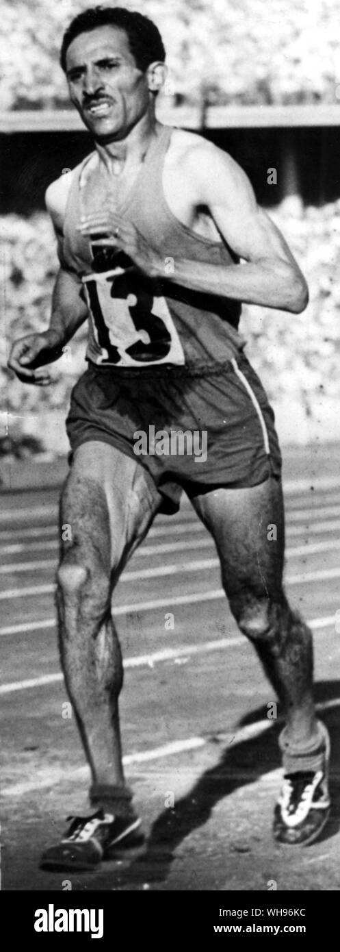 Aus., Melbourne, Olympics, 1956: Alain Mimou Frankreichs in den Marathon Event. Stockfoto
