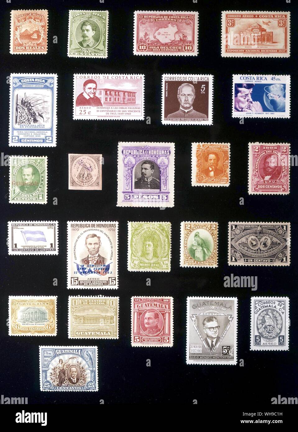 Amerika - MITTELAMERIKA: (von links nach rechts) 1. Costa Rica, 2 Reales 1863, 2. Costa Rica, 20 Centavos, 1889, 3. Costa Rica, 10 Centimos 1936, 4. Costa Rica, 3 centimos 1938, 5. Costa Rica, 2 centimos 1950, 6. Costa Rica, 25 Centimos, 1960, 7. Costa Rica, 5 centimos, 1960, 8. Costa Rica, 45 Centimos, 1965, 9. Centimo Ghuanacaste, 1, 1885, 10. Honduras, 2 Reales 1877, 11. Honduras, 5 Pesos, 1891, 12. Honduras, 30 Centavos 1893, 13. Honduras, 2 Centavos 1903, 14. Honduras, 1 Centavo 1957, 15. Honduras, 15 Centavos 1964, 16. Guatemala, 0,5 Real 1878, 17. Guatemala, 2 Centavos 1881, 18. Stockfoto