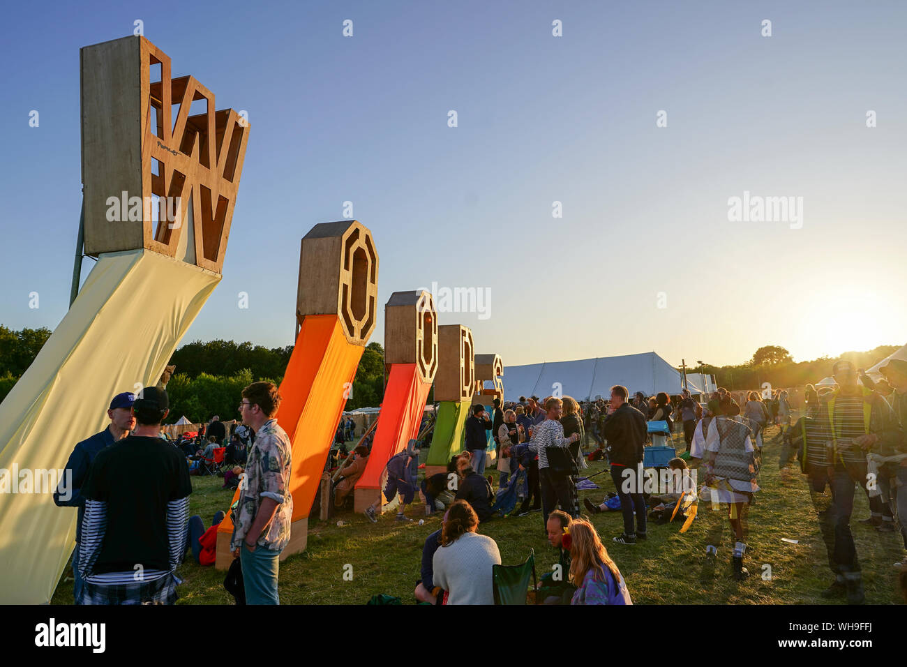 Larmer Tree Gardens, Dorset, Großbritannien. Sonntag, 1. September, 2019. Blick auf das Jahr 2019 Ende der Straße Festival. Foto: Roger Garfield/Alamy leben Nachrichten Stockfoto