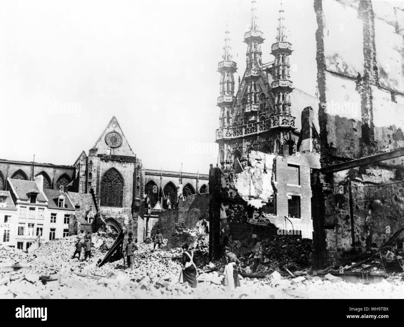 Frankreich: die Ruinen von Hotel de Ville, Louvain, Sept. 1914. Stockfoto