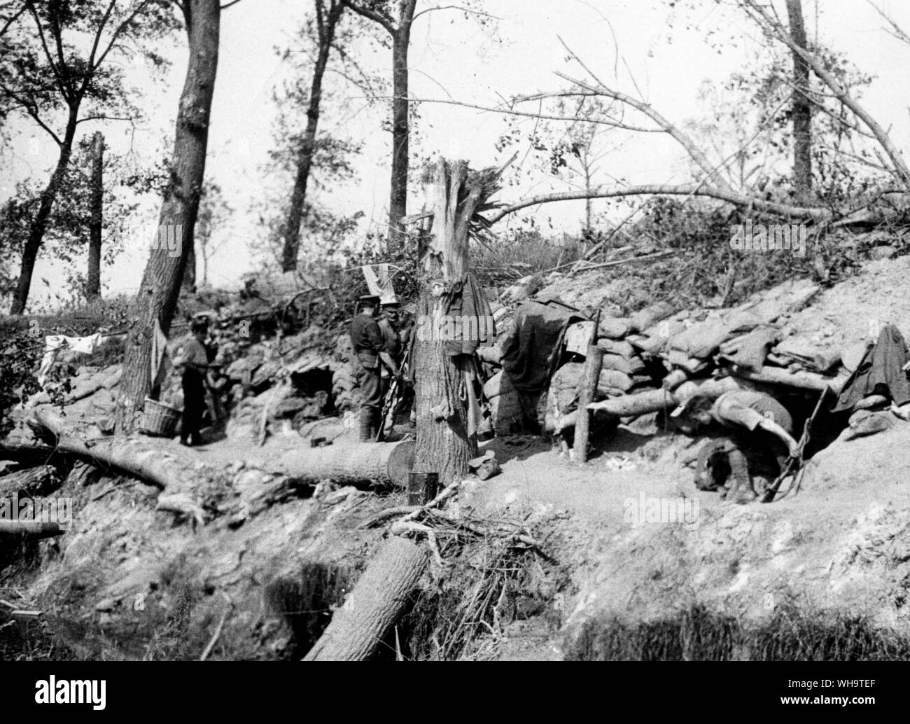 WW1: Frankreich: Canal Bank, Ieper, Mai 1915. Von 10 Infantry Brigade nach dem Zweiten gas Angriff statt. Stockfoto
