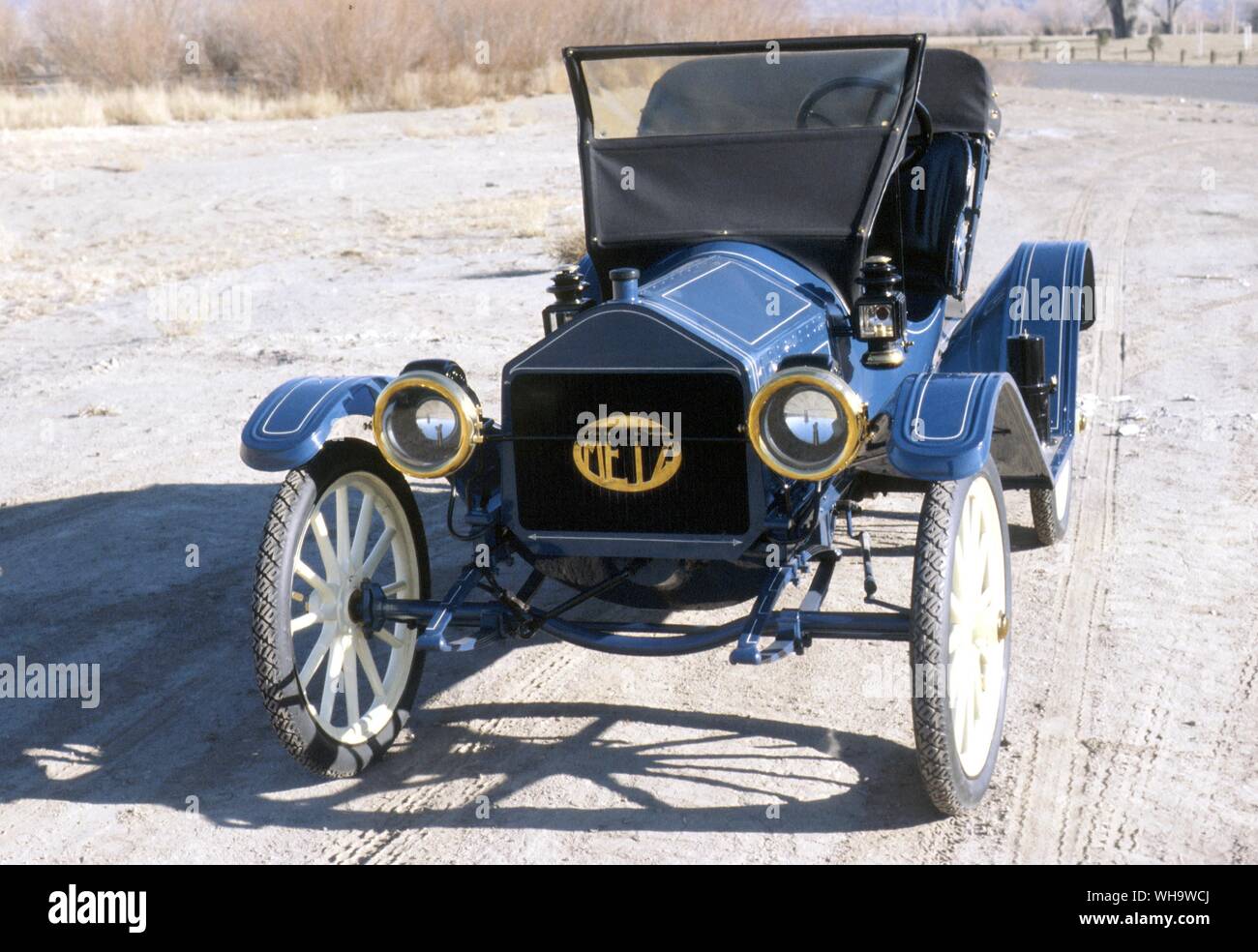 Ein 22 hp Metz ähnlich wie dieses Auto gewann die 1913 Gidden Trophäe, aufwühlend Hersteller von Luxusautos. Stockfoto