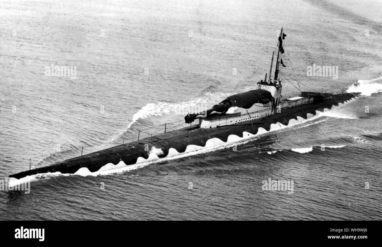 WW1/Britisches U-Boot, M. 1 Durchführung eines 12-Zoll-gun. Stockfoto